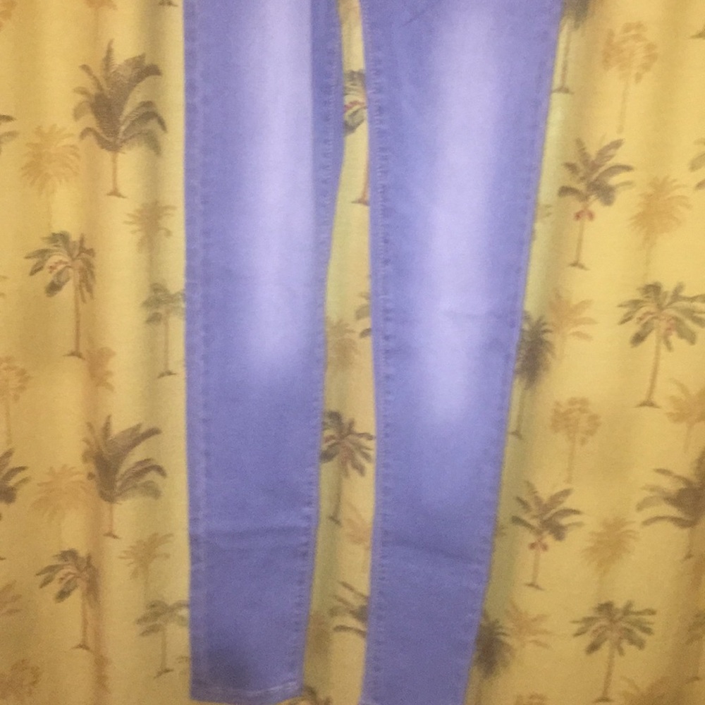 Jeans - Picture 2 of 4